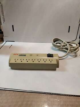 4z0520p10105 Apc Surge Protector 7 Outlet Ac Power Strip Arrest