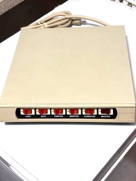Pc-006m Computer Power Controller 5 Switch Terminals Master Works Vintage