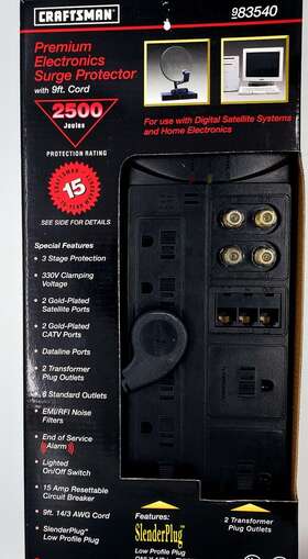 983540 Craftsman M83540 Premium Electronics Surge Protector 9ft. Cord 983540 Craftsman M83540 Premium Electronics Surge Protector 9ft. Cord