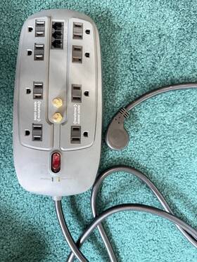 Dynex Dx-ps8 8-outlet Surge Protector Power Strip 10 Ft Cord 1200j 125v 15a