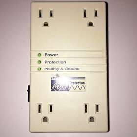 10four Leviton 5300-p 10 Amp Four Outlet Plug In Surge Suppressor Receptacle 120vac