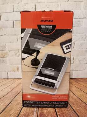 Src124 Sylvania R Cassette Player And Tape Recorder With Freestanding Microphone New Src124 Sylvania R Cassette Player And Tape Recorder With Freestanding Microphone New