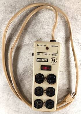 Pt-l03 Ul Outlet Protection Indicator Emi Rfi Surge Transient Voltage Suppressor