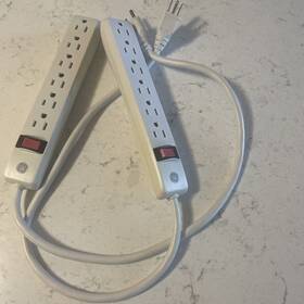 06881 Wennow Ul Listed 6 - Outlet 15a Power Strip 14awg Surge Protector Lot Of 2 Pcs 06881 Wennow Ul Listed 6 - Outlet 15a Power Strip 14awg Surge Protector Lot Of 2 Pcs