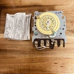 Intermatic T104M 40 Amp 208-277V Dpst 24 Hour Mechanical Switch Mechanism Only. Fixed Price $39.95.