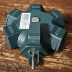 Power Hub Electrical Pro 5-OUTLET Green New Heavy Duty Indoor Outdoor Christmas. Fixed Price $10.95.