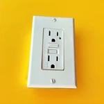 Leviton 8598-T Smartlock Gfci Outlet 20A 125V Light Almond Units. Fixed Price $87.99.