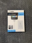 Belkin Micro Charger White 30 Pin Kit Iphone 4S And Ipod 4G 3FT Sync Cable-new. Fixed Price $9.00.